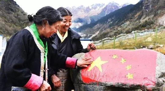 2017年度感动中国十大人物事迹及颁奖词（卓嘎、央宗）